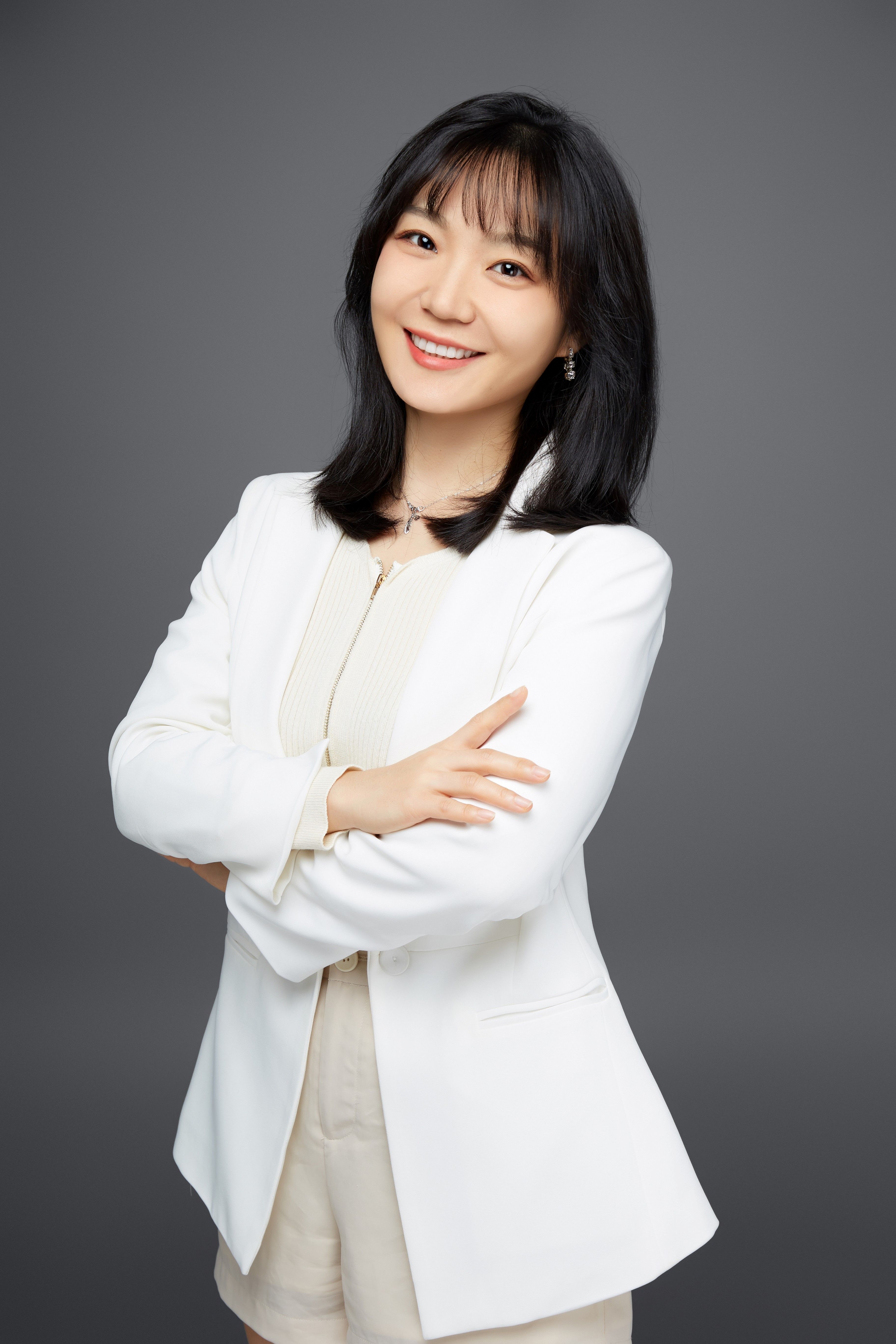 曾莹 Zoey