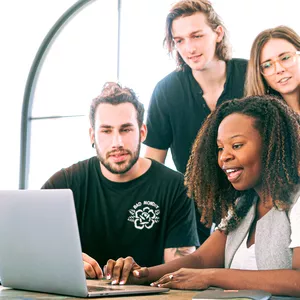 Imagen de portada para Curso online Curso educativo educacional de marketing parte 2