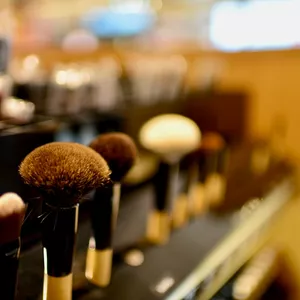 Imagen de portada para Ebook Guía completa de productos cosméticos y técnicas de aplicación