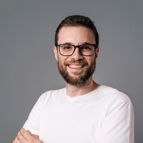 Lucas Almeida, 24 anos