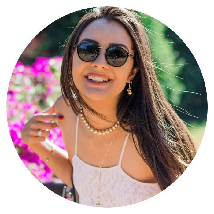 Lívia Silveira., 34 anos