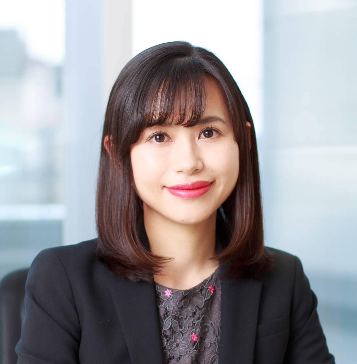 石角 友愛