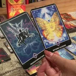 Imagen de portada para Curso online 🔮 Tarot Madrid: Descubre el camino hacia tu futuro 🔮