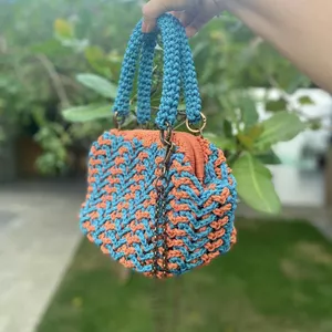 Imagem de capa para o Curso online Curso Bolsa Melanie - Interlocking Crochê
