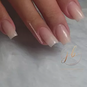 Imagem do curso Sistema Gel Unha de Gel , Acrigel , Gel Moldado 