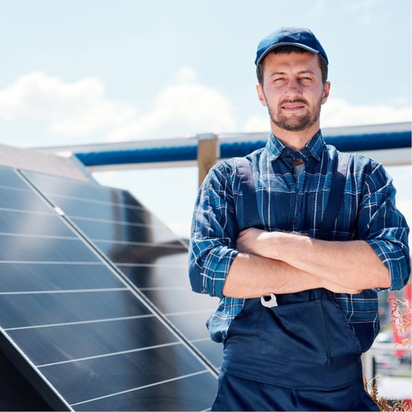 Curso Energia Solar Fotovoltaica Tecnico Y Comercial Ined Instituto Nacional De Educacion Digital Learn A New Skill Online Courses And Subscription Services Hotmart