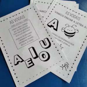 Imagem de capa para o Ebook Livrinho das Vogais