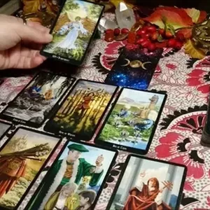 Imagen de portada para Curso online 🔮 Tarot sin gabinete | Atendido personalmente por Luna Vila-Nova 🌙