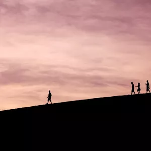 Imagen de portada para Curso online Despierta el sentido de pertenencia en tu equipo