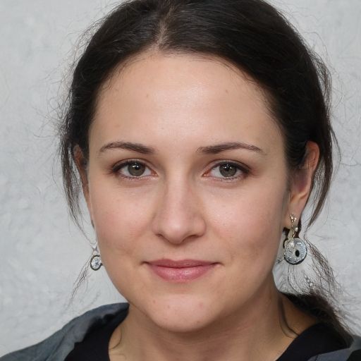 María Elena R.