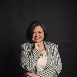 Imagem de capa para o Curso online SESSÃO DE VIABILIDADE - DRA. RENATA MONTEIRO