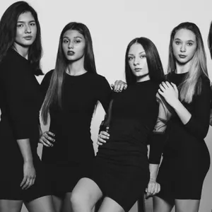 Imagen de portada para Curso online Plataforma de Modelo Covers Models