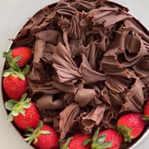 Imagem de capa para o Curso online Curso pocket: Bolo chocolate com morangos