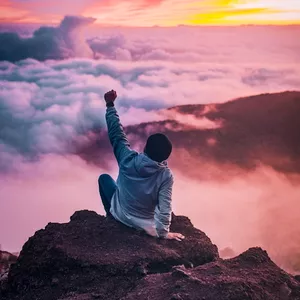 Imagem de capa para o Ebook Desenvolva Liderança e Autorresponsabilidade: Transforme sua Vida