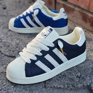 Imagen de portada para Curso online Zapatillas superstar