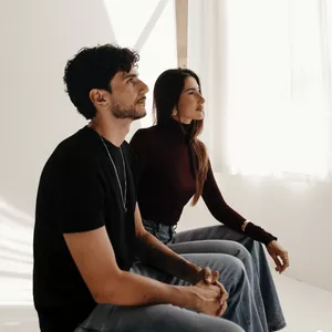 Imagem de capa para o Curso online BeeFluent Club🐝