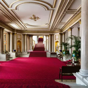 Imagem do curso Tours virtuais em Londres: Segredos de Londres; Dentro do Buckingham; Filmes &amp; Séries; e Beatles em Londres