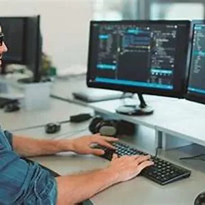 Imagem de curso de programação de softwares criado por Maycon na hotmart