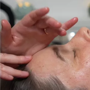 Cover image for Online course Heaven Facial Masterclass 