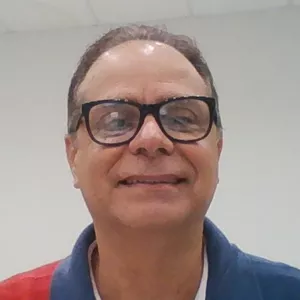 Imagem de capa para o Ebook 15 Passos para quebrar uma empresa ou qualquer negócio
