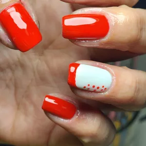 Imagen de portada para Curso online Manicura y bioseguridad con introducción al semipermanente