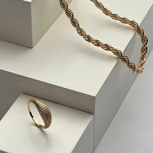 Imagem do curso Foto de joias com celular