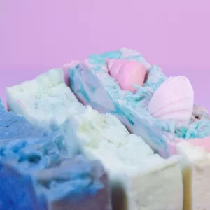 Imagen de portada para Curso online Jabones creativo con Hot Process 