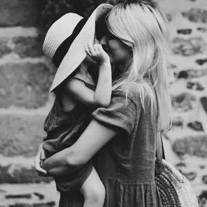 Imagem de capa para o Ebook Maternidade Real: Um E-book de Suporte e Empoderamento