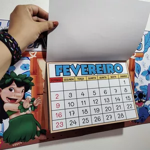 Imagem de capa para o Ebook Calendário Stitch 2025 💟