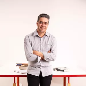 Imagem de capa para o Curso online Harmonização de Melodias com Binho Pinto