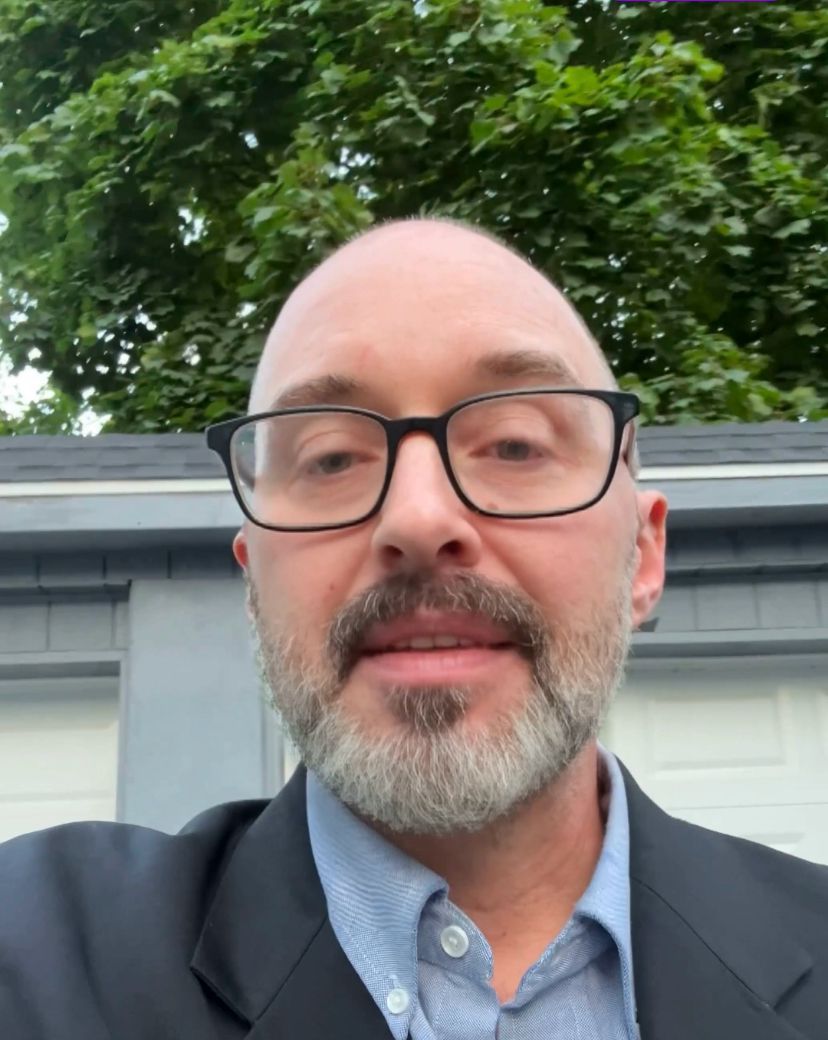 Pr. Mateo Fernández