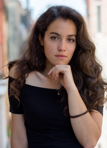 Tia Sandra
