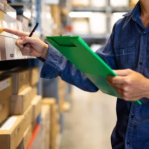 Imagem de capa para o Curso online Estoque e Faturamento