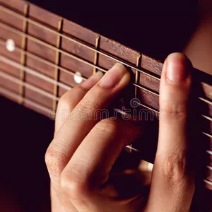 Aprenda a tocar Violão em 30 dias