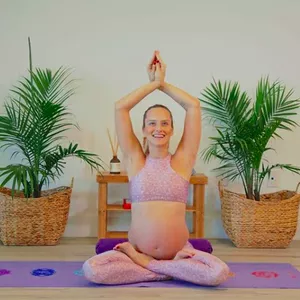 Imagem de capa para o Curso online Yoga Para Gestantes
