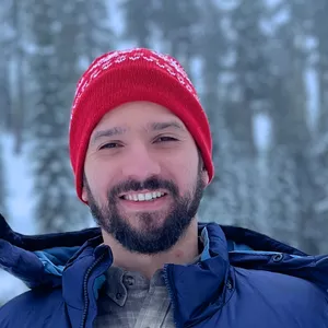 Cover image for Online course Basic English to Fluent English