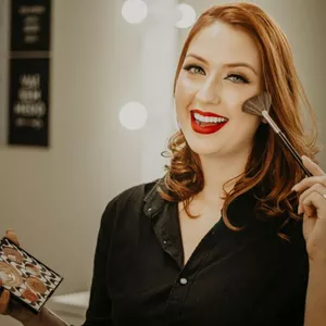 Imagem do curso Curso de Automaquiagem