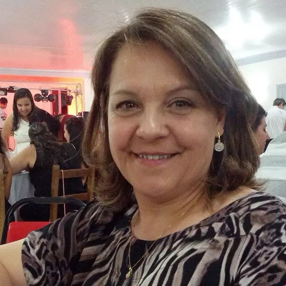 Ana Maria - Pedagoga há 12 anos
