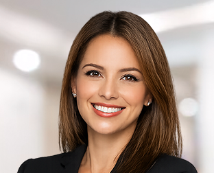 María Fernández, Jefa de Compras