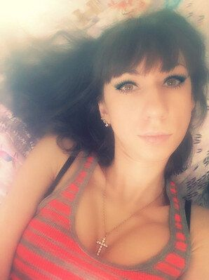 Eva C.