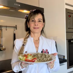 Imagem do curso Fazendo as Pazes com a Comida