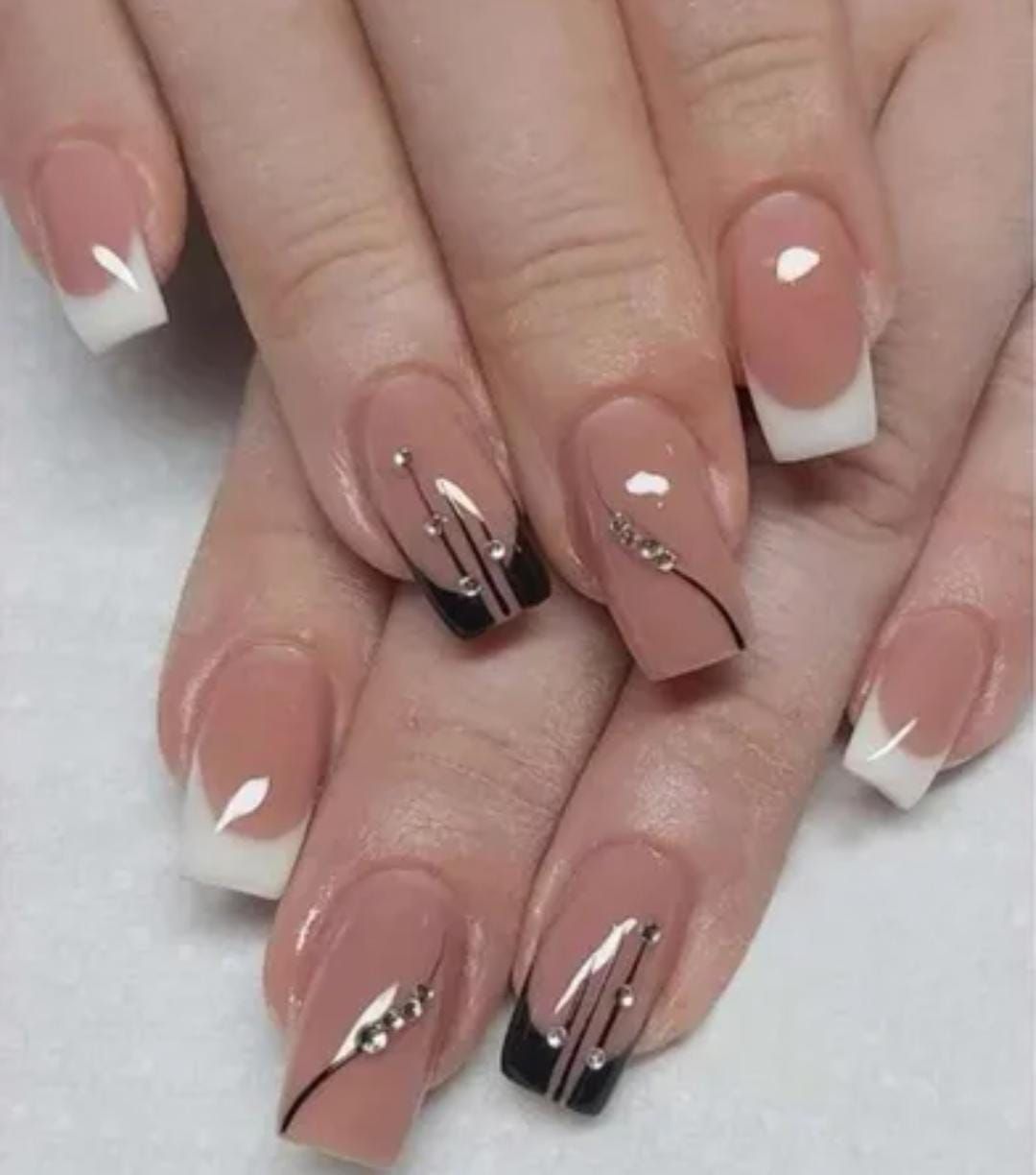 Imagem de Curso de Especialização em Alongamento de Unhas: Empreenda com Sucesso criado por 62.027.563 SUELEN CAROLINA DE AZEVEDO INACIO na hotmart
