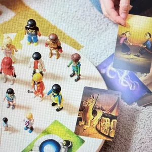 Imagen de portada para Curso online Playmobil en Psicoterapia y Cartas Dixit: Descubre el Mundo Interno de tus Pacientes