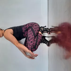 Imagem de capa para o Curso online Workshop de dança: high heels iniciação 