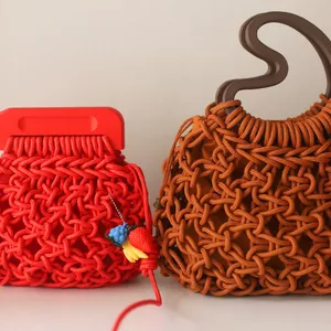Imagem do curso Coleção Tropical - Bolsas de Macramê por Laiz Alioço IALAI
