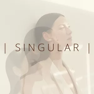 Imagem de capa para o Curso online SINGULAR | Mentoria em Comunicação Visual e Imagem Pessoal