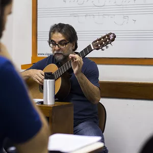 Imagem de capa para o Curso online Harmonia - Fundamentos (Plano Básico)