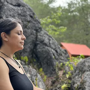 Imagen de portada para Curso online Pausa consciente: Rituales para cuerpo, mente y alma