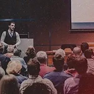 Imagem de capa para o Curso online Fórum