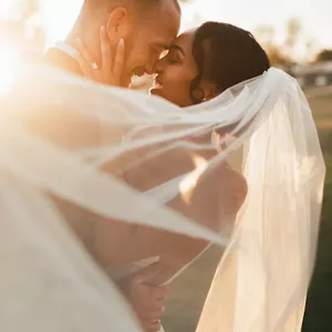 Imagem de capa para o Ebook Desenvolvendo Relações Saudáveis: Um Guia Baseado na Bíblia para Casais